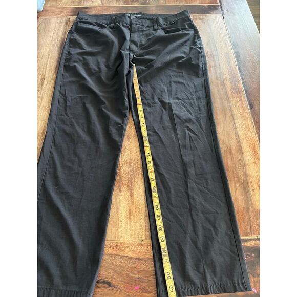 Travis Mathew Men's Black Mid Rise Cotton Blend Straight Leg Jeans Size 36 - Picture 2 of 7